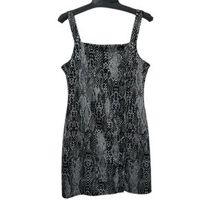 Bebop Size Large Grey and Black Snakeskin Print Button-Front Pinafore Mini Dress